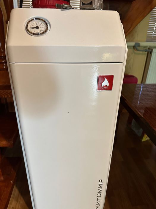 Продам котел газовий новий