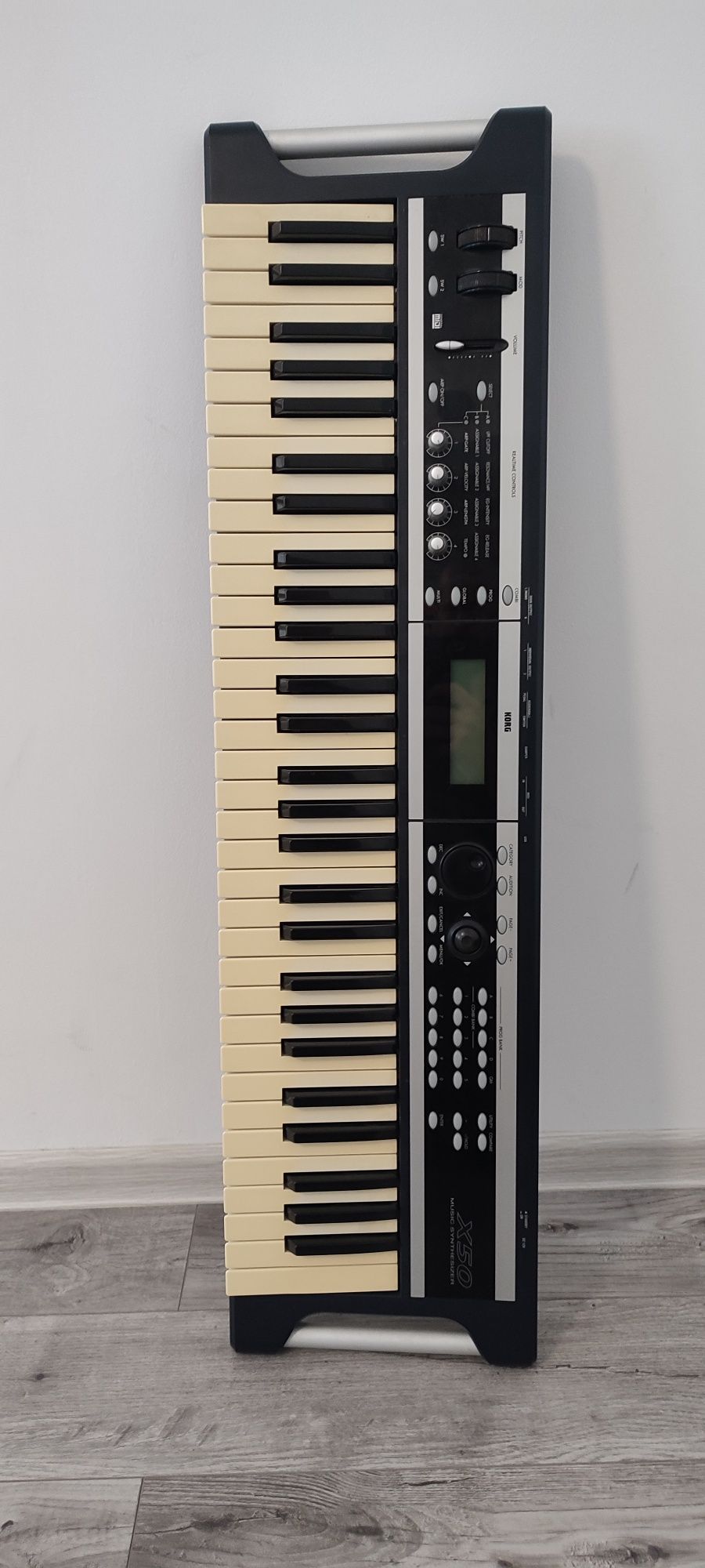 Korg x50 /чохол + блок живлення