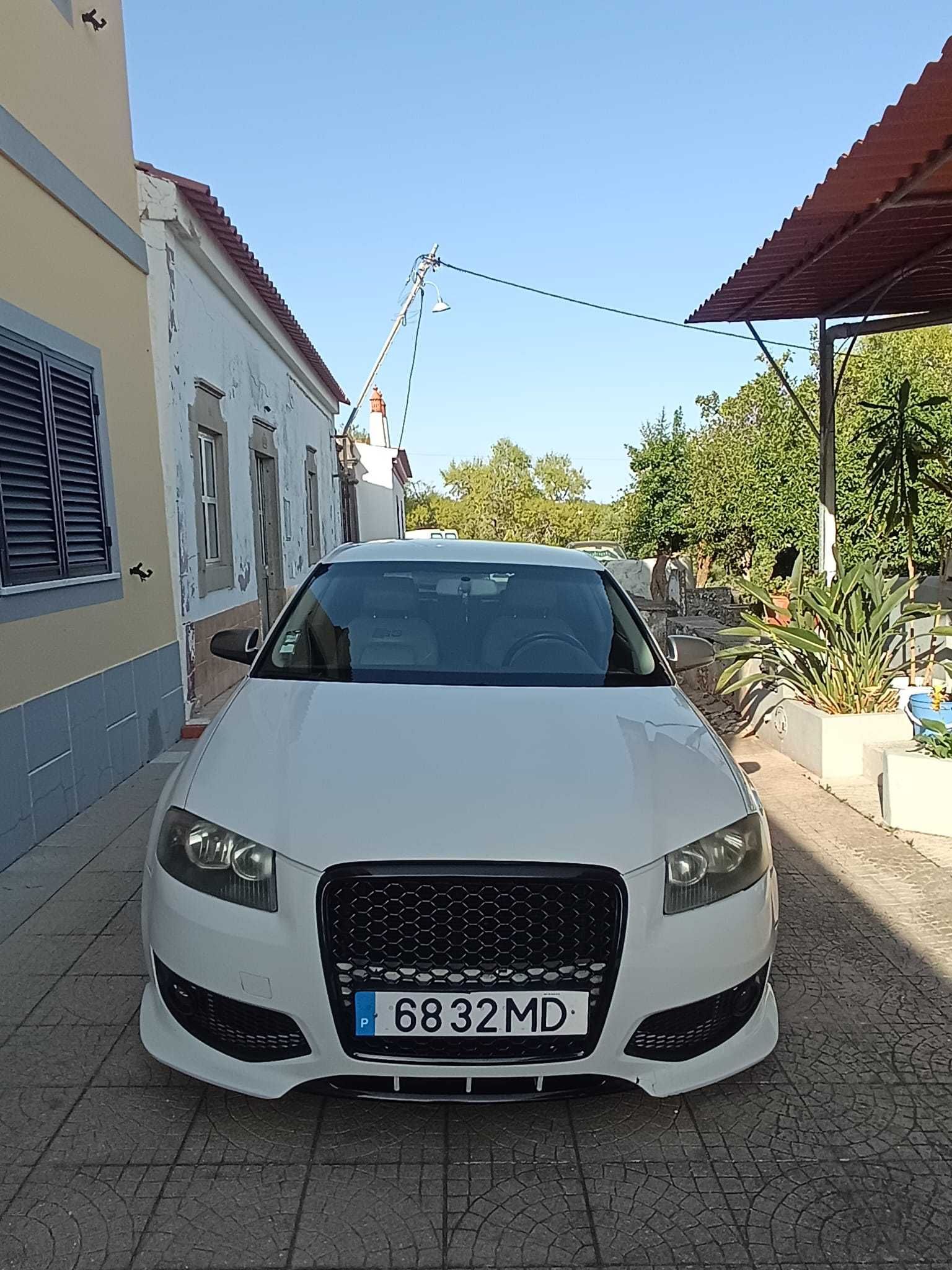 Audi A3 2.0 com extras