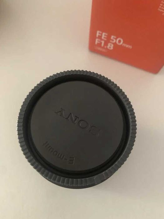 Lente Sony FE 50mm f/1.8 SEL50F18F