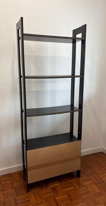 LAIVA estante preto-castanho