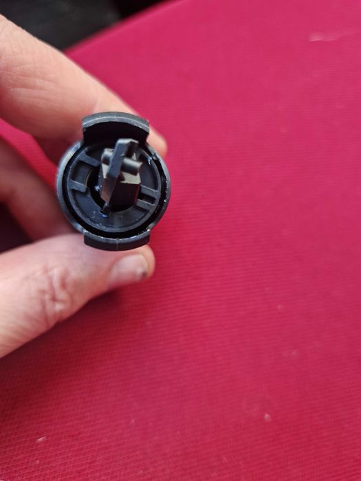 Форсунка омивача камери Ford Mustang MachE