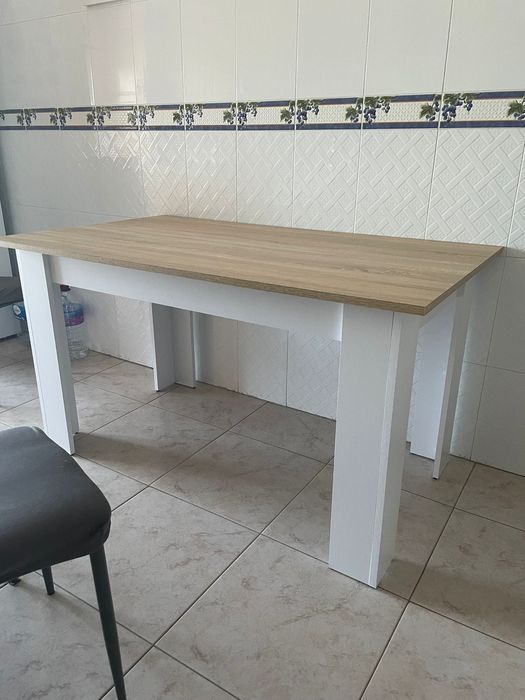 Vendo Mesa em ótimo estado