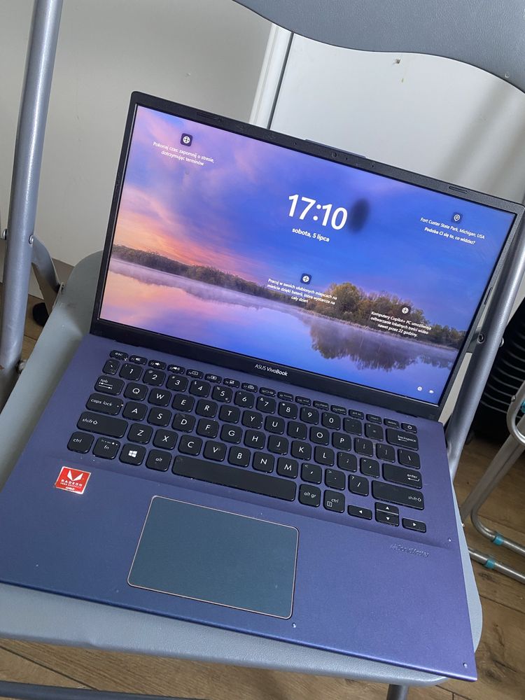 Laptop Asus VivoBook