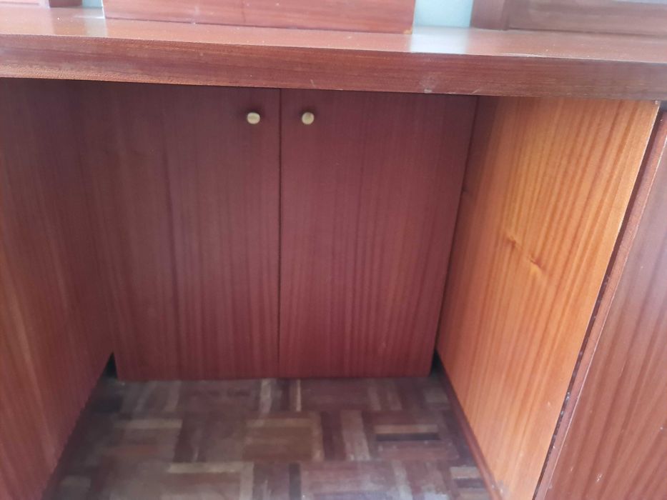 Secretaria em madeira maciça