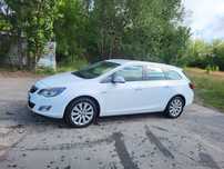 Opel Astra J. Bogata wersja.