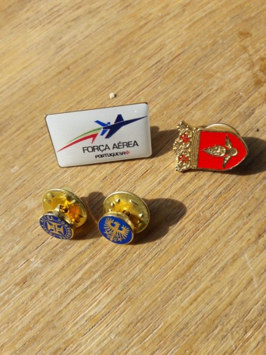 Pins e Simbolos militares