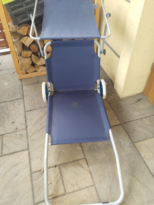 Leżak ogrodowy ,plażowy z kółkami i rączka