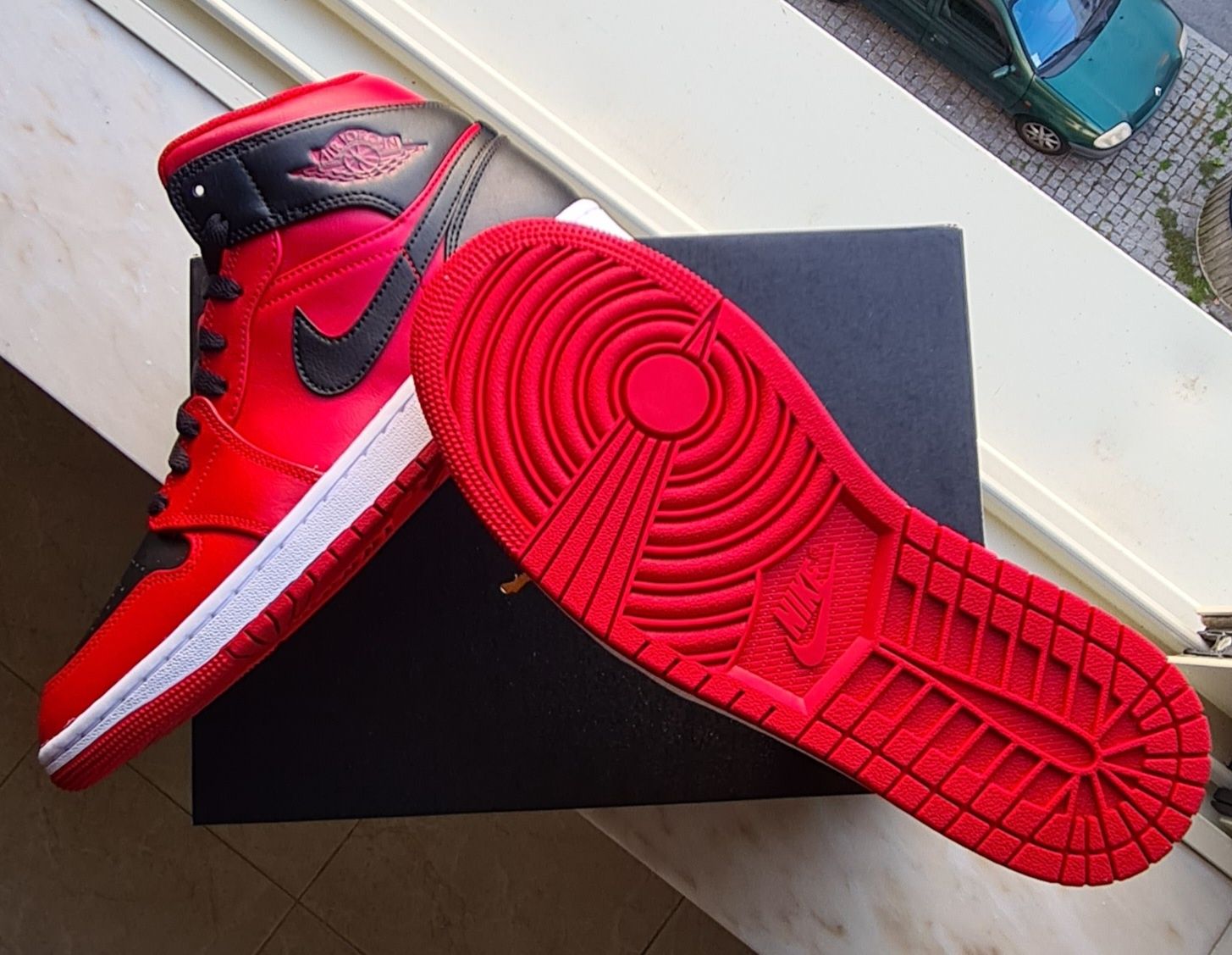 Ténis novosaestrearnacaixa,  Nike Air Jordan 1 mid retro