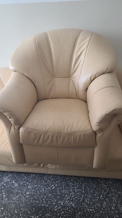 Komplet mebli skórzanych