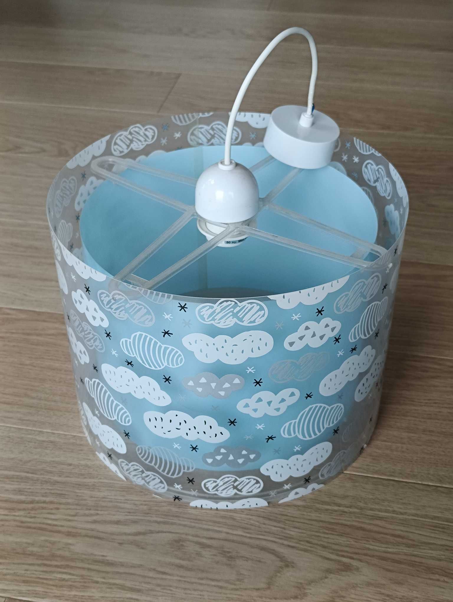 Lampa wisząca do pokoju dzięcięcego, bdb stan, chmurki