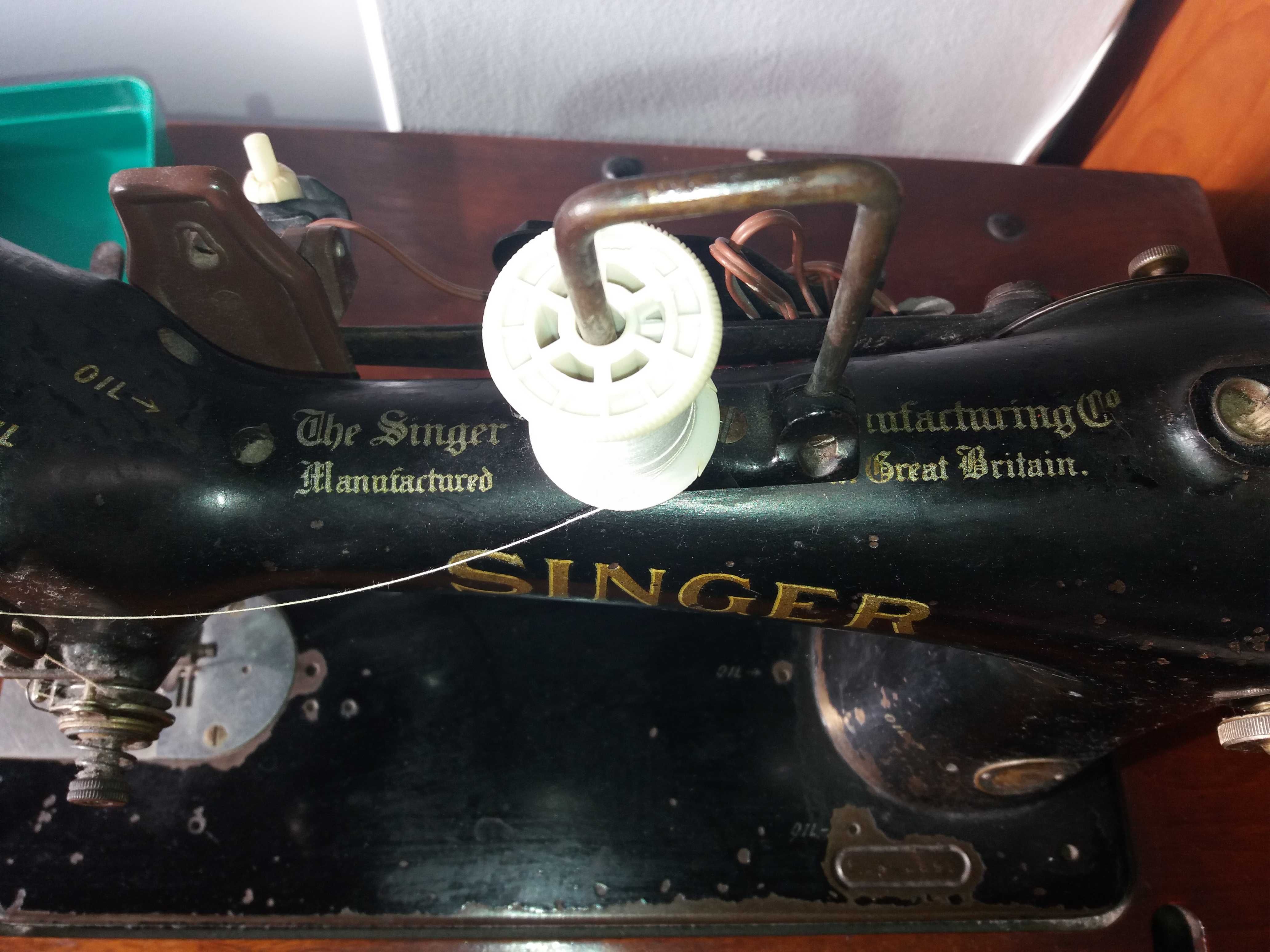Maquina de costura Singer anos 60