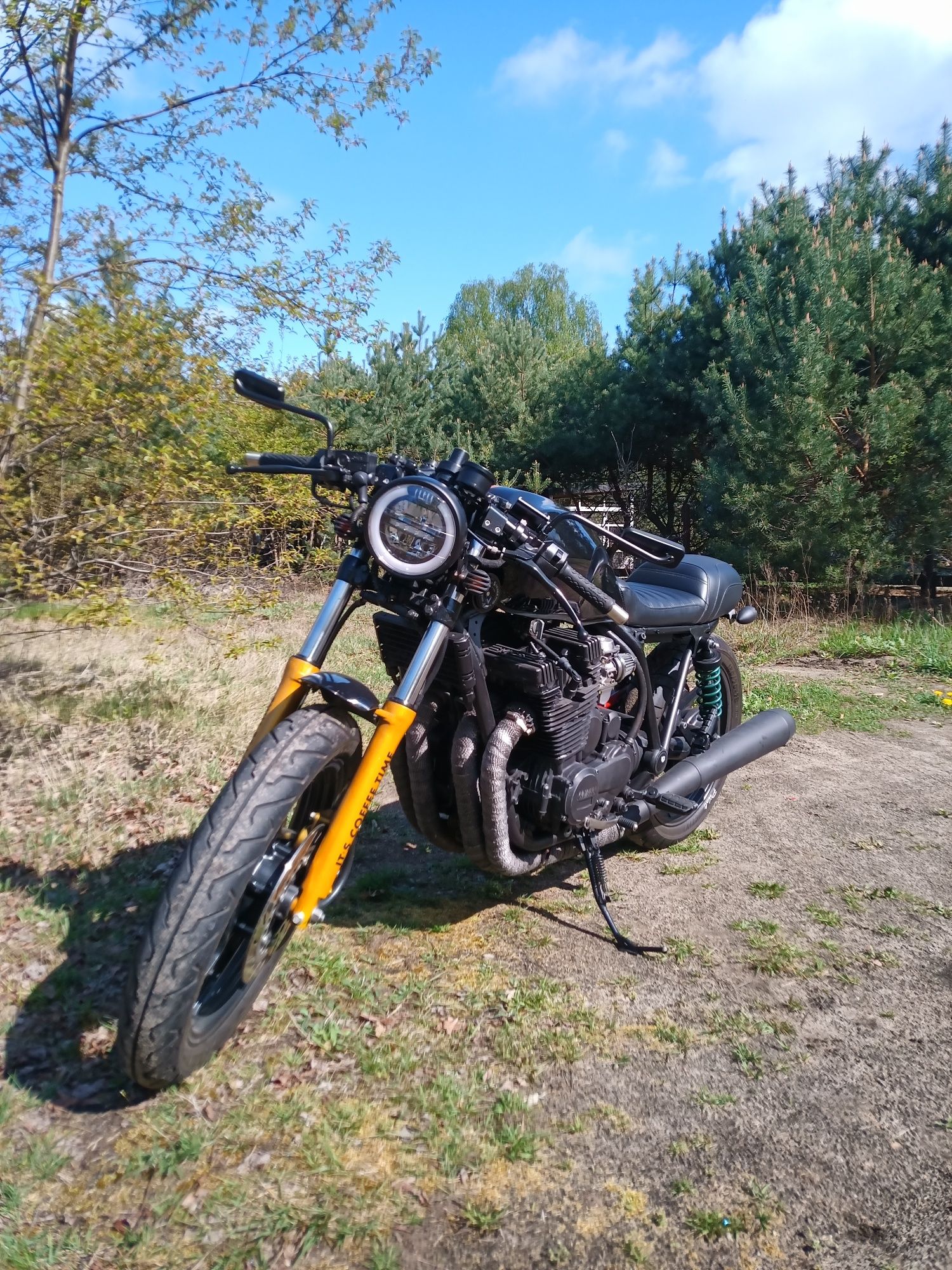 Cafe race motocykl Yamaha xj900f 90r