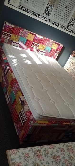 Łóżko patchwork 140x200 z materacem kieszeniowym bdb