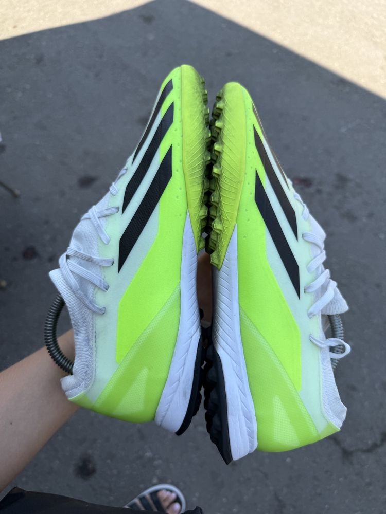 Adidas сороконожки оригинал 44 размер 43 27.5 см копы футбольные бутсы