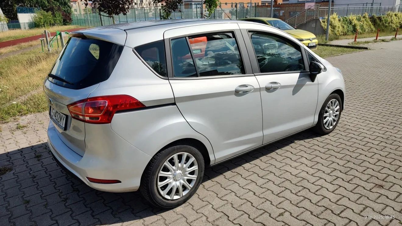 Ford B-MAX Sprzedam Ford B-Max auto prywatne w rodzinie nieuszkodzone