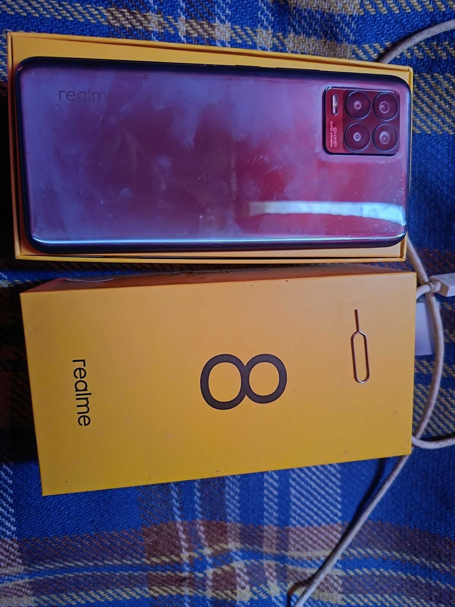 Sprzedam Realme 8 w wersji 8/128 GB - DOBRY STAN!