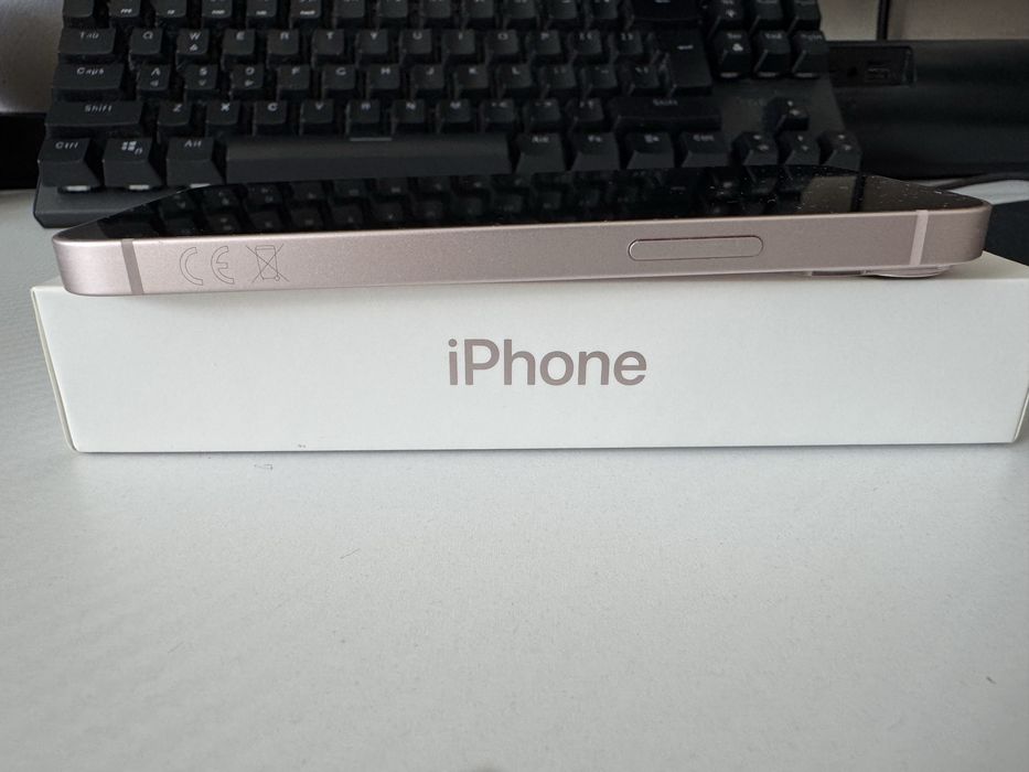 Iphone 13 mini różowy