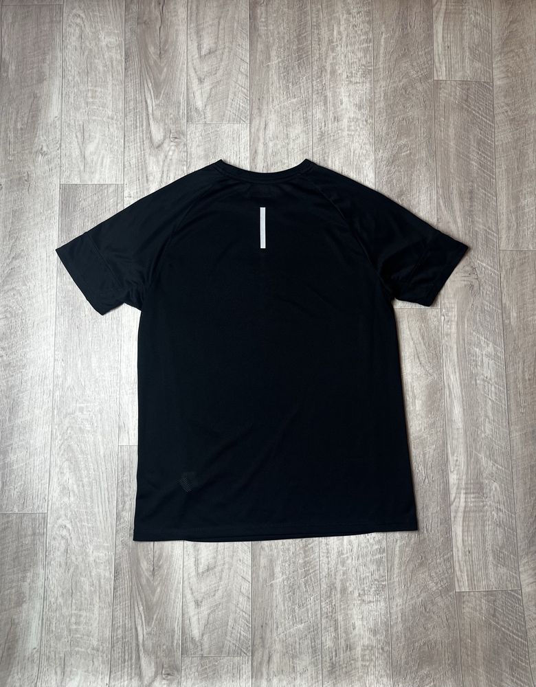 Футболка Workout dri-fit размер L оригинал спортивная чёрная бег run