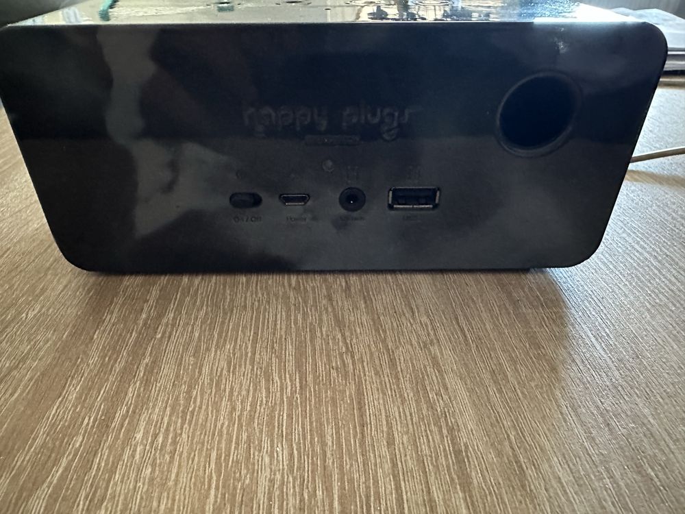 Glosnik bluetooth happy plugs x HM