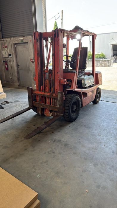 Empilhador toyota usado diesel
