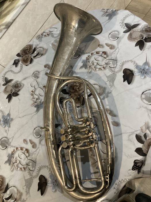 Духові інструменти від корнети до туби