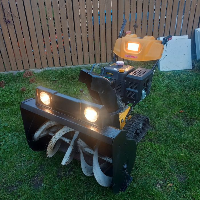 Odśnieżarka wirnikowa gąsienicowa elektryczny start