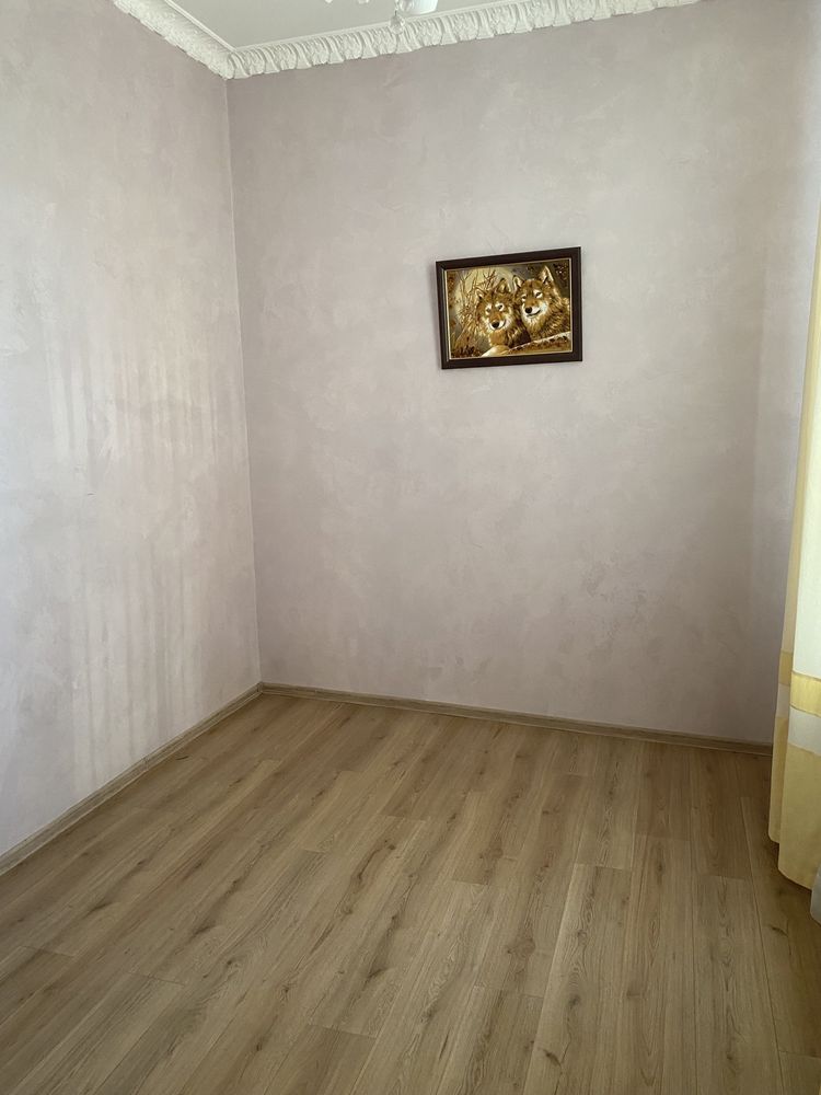 Продам 3 комнатную квартиру центр ул Л Шмидта