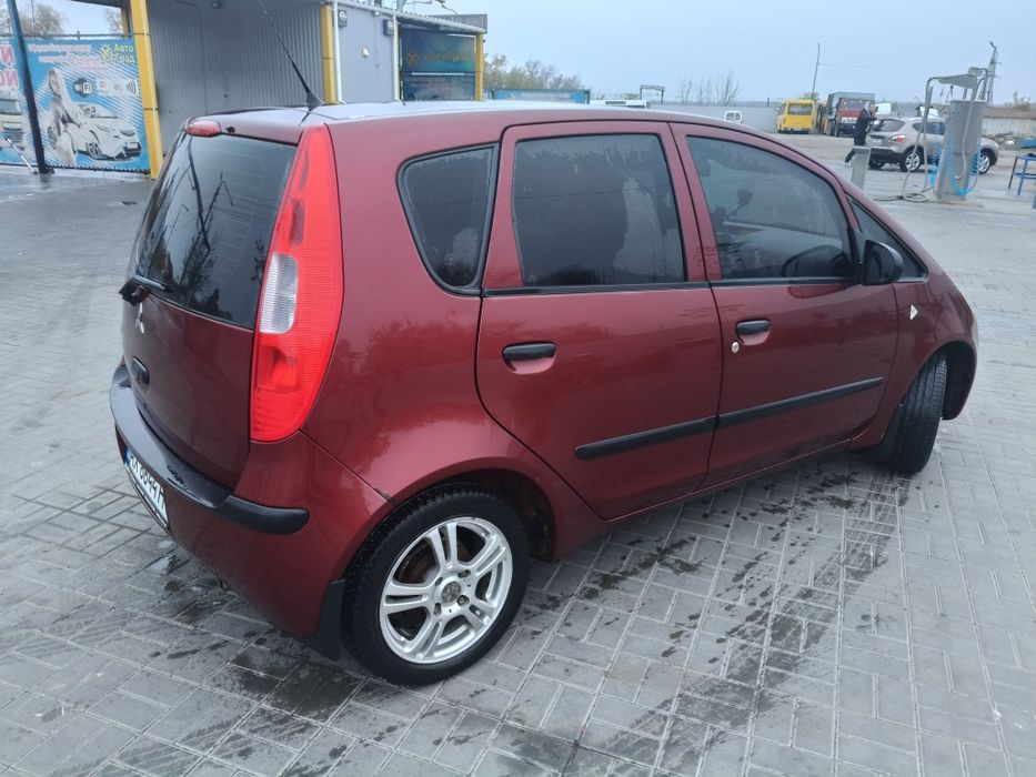 Продам Митсубиси кольт 2007г.в.