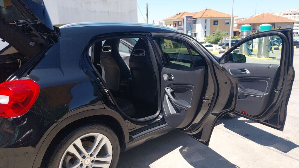 Mercedes GLA 180 Urban 1.5 110cv