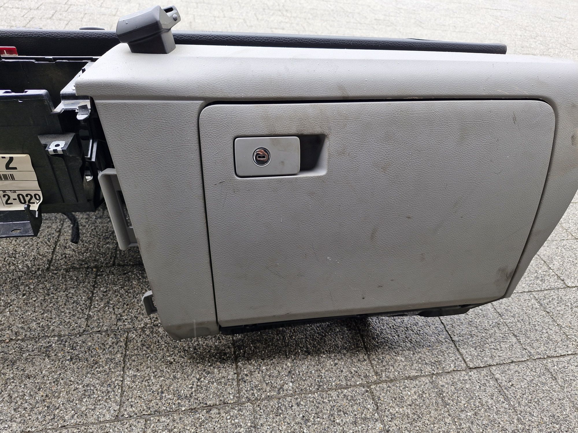 Konsola pulpit vw passat b6