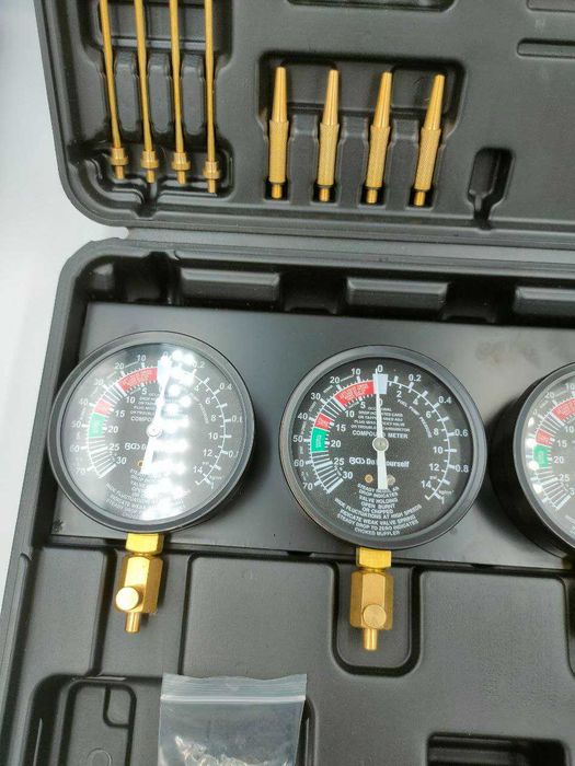 BGS Diy 962670 Tester do synchronizacji gaźników z 4 zegarami EB45