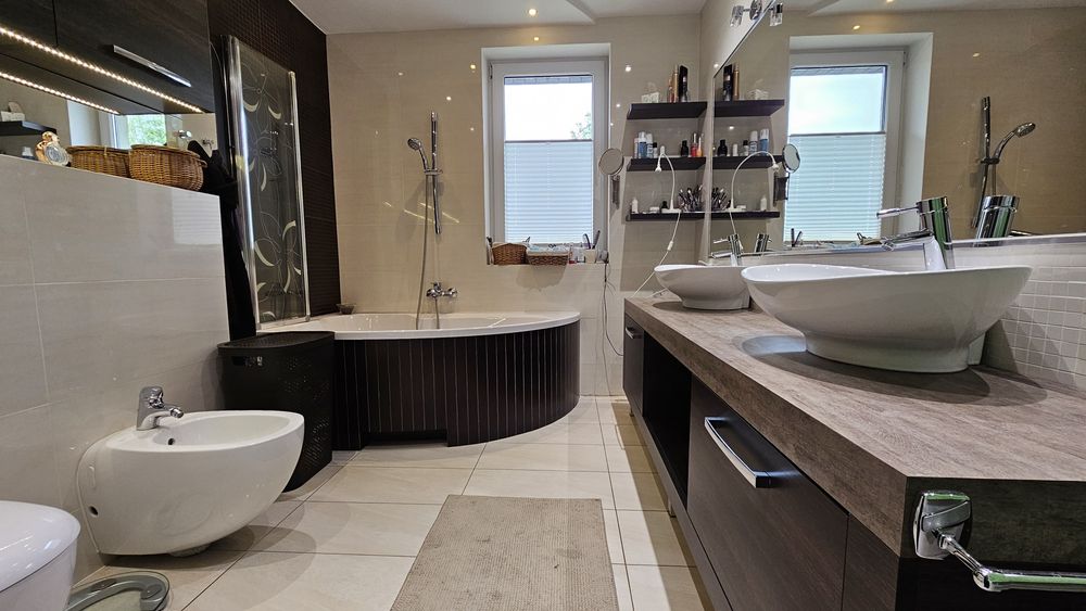 Dom jednorodzinny wraz z dużą działką + możliwy zakup drugiego domu