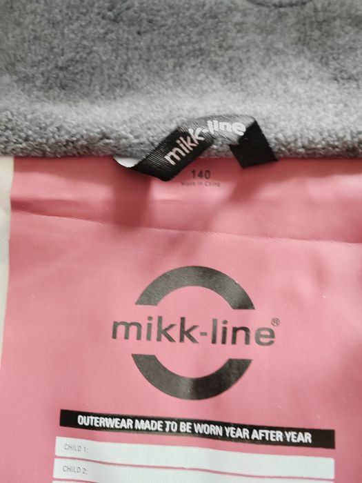 Kurtka przeciwdeszczowa 140