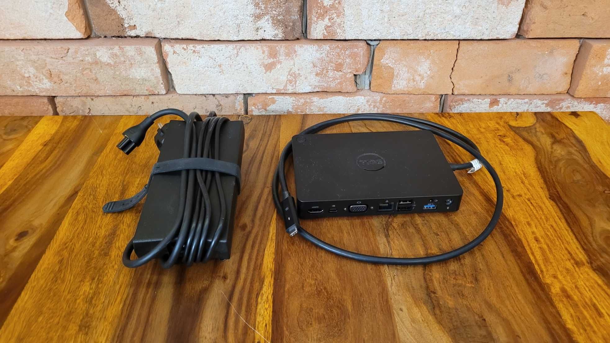 Stacja dokująca na USB-C Dell WD15 (K17A)
