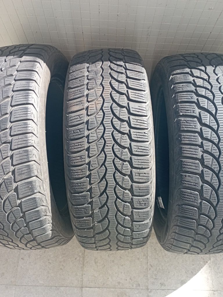 Pneus Bridgestone blizzak 195-55-R16