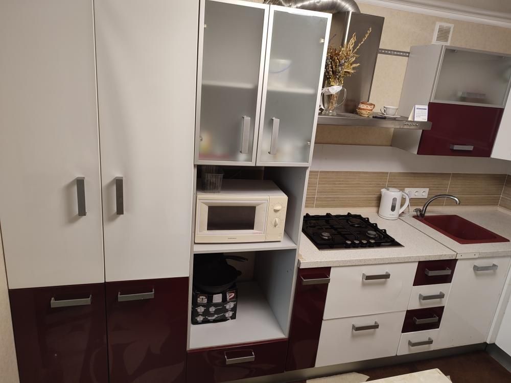 Продам кухню в зборі