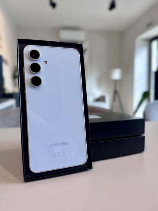 Mega okazja! Samsung Galaxy S24 FE 128 GB –faktura VAT 23%, gwarancja!