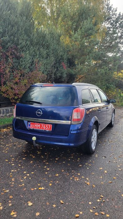 Opel Astra H 2009 рік 1.6 бензин