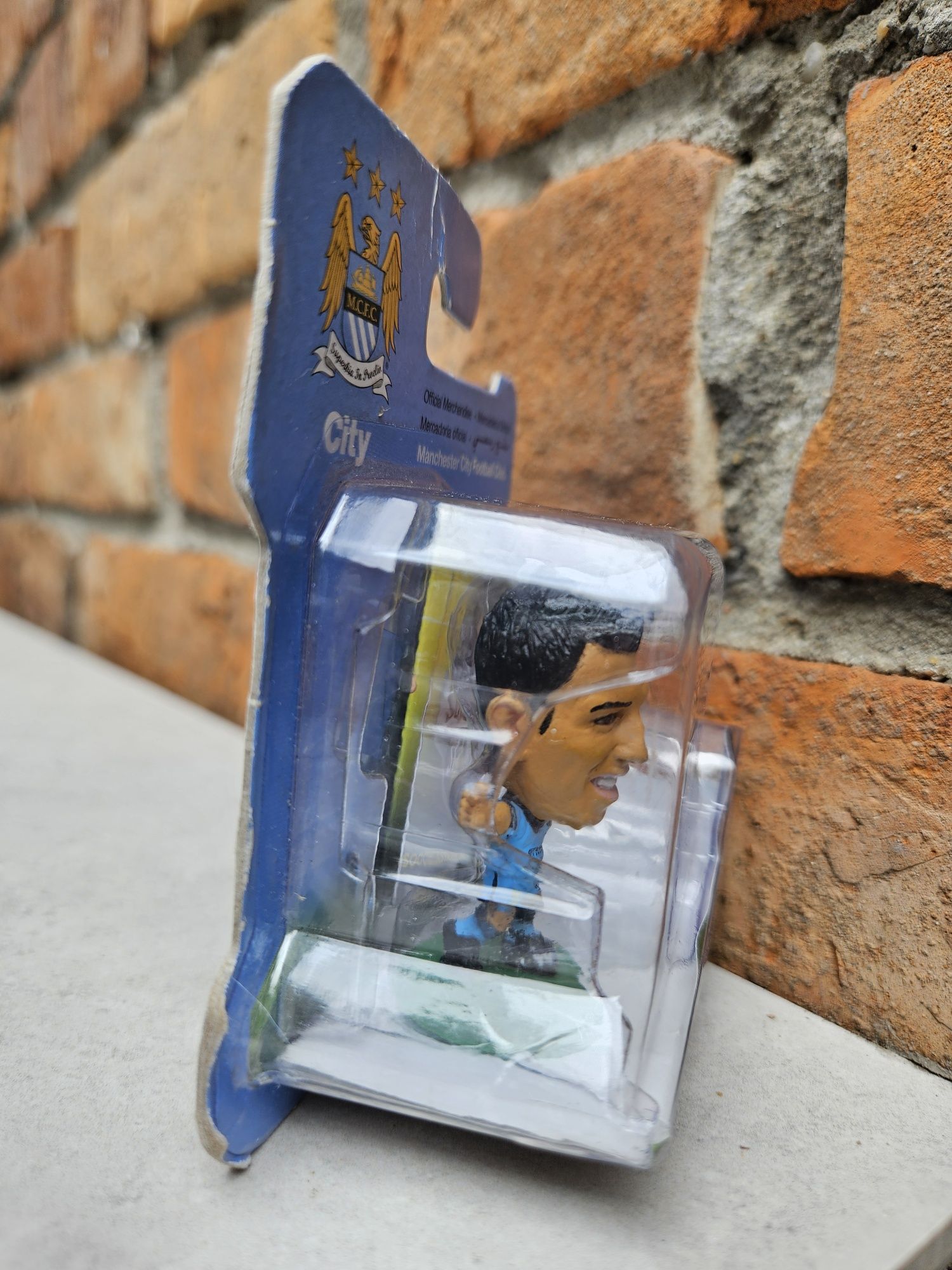 Figurka Agüero piłkarz Piłka Nożna + gratis naklejki #KupMiChceTo