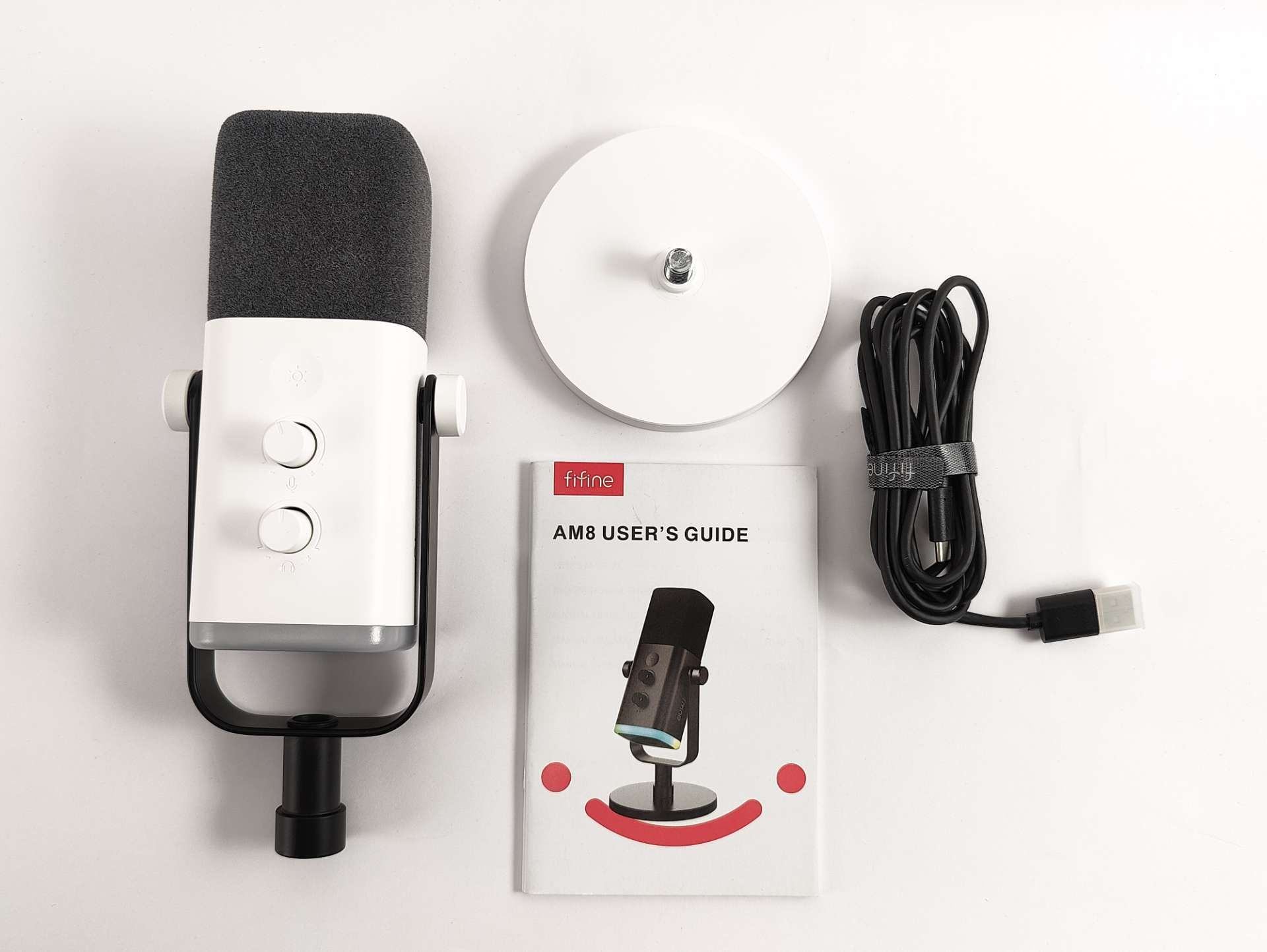 Mikrofon dynamiczny do streamingu i podcastów z wyciszaniem FIFINE XLR