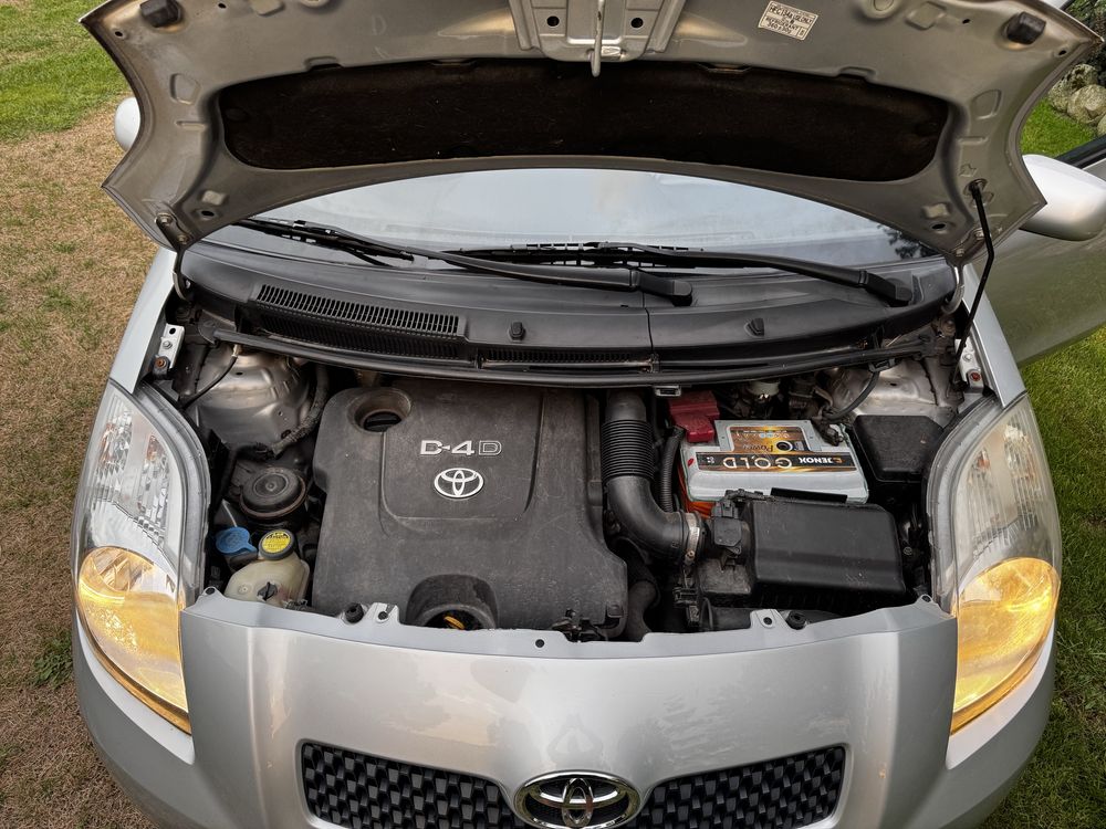 Toyota yaris 1.4 D-4D automat