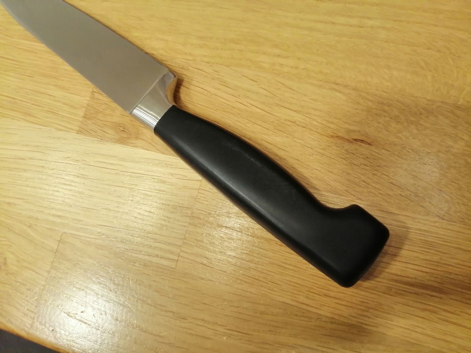 Niemiecki nóż ZWILLING Four Star 16cm uniwersalny / utility knife