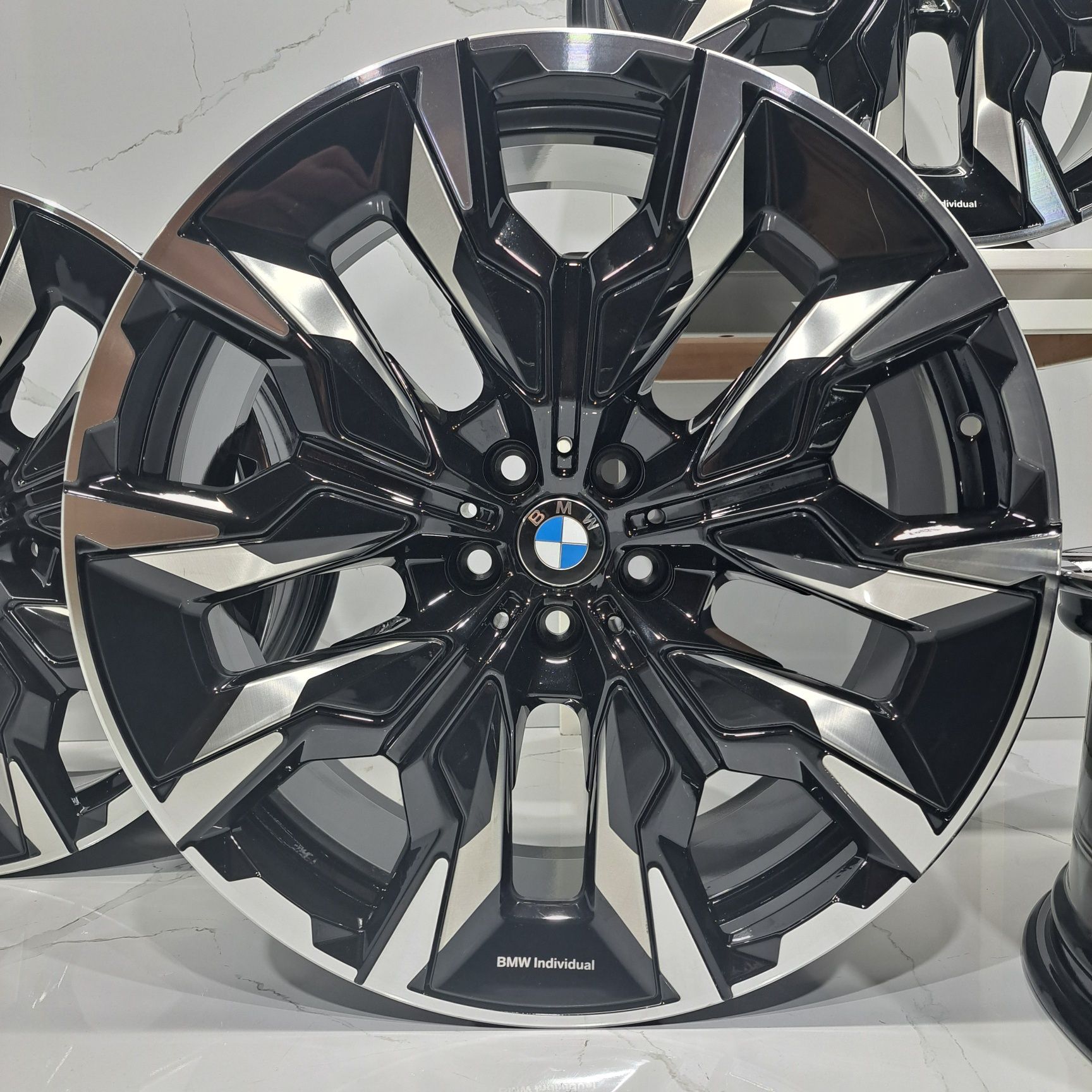 Jantes 21 originais BMW i5 G60 G61 5 G30 G31 i4 G26 5x112