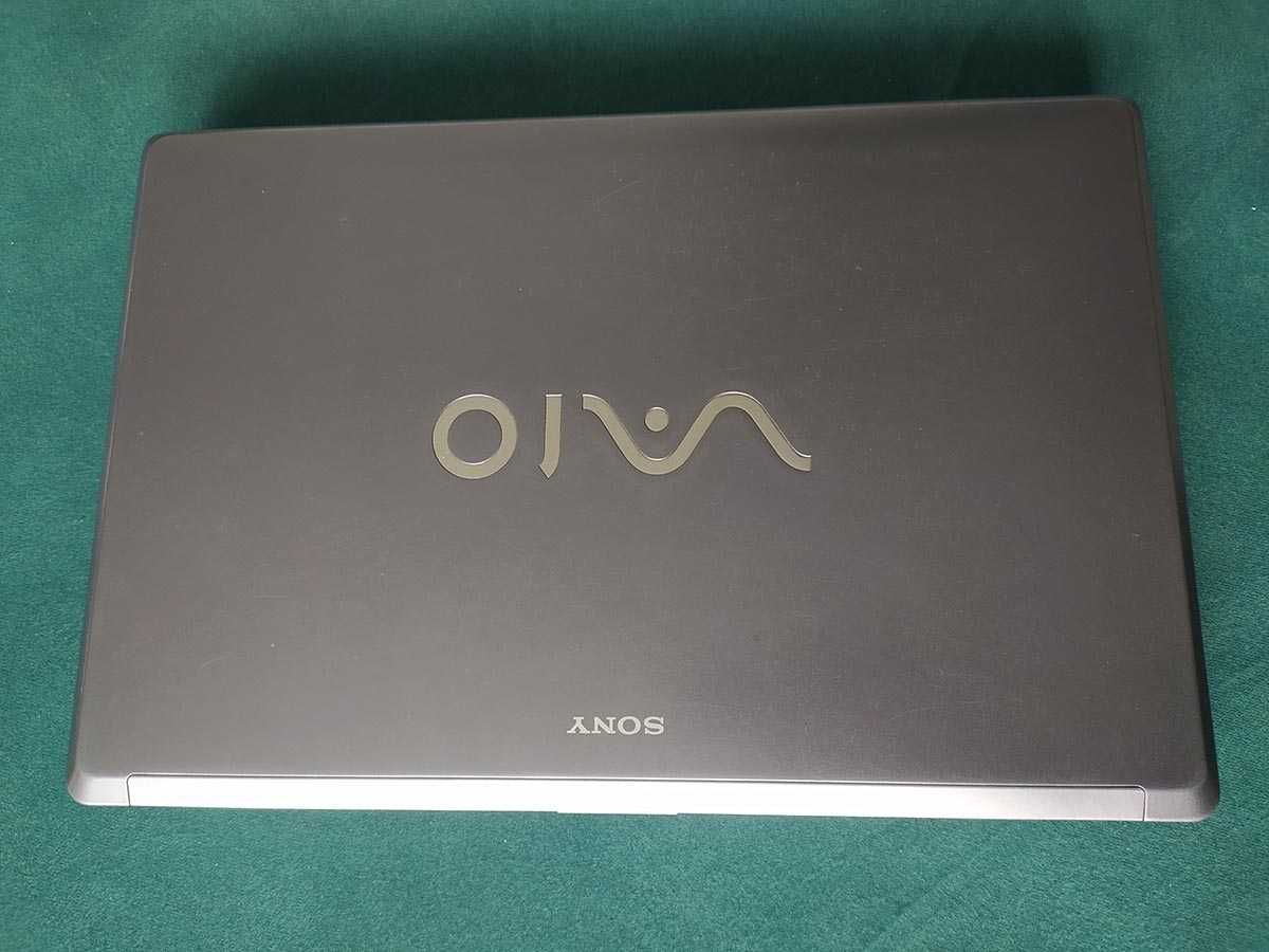 Laptop SONY VAIO VGN-FW41M 4GB RAM, 250GB SSD, Intel Core 2 Duo