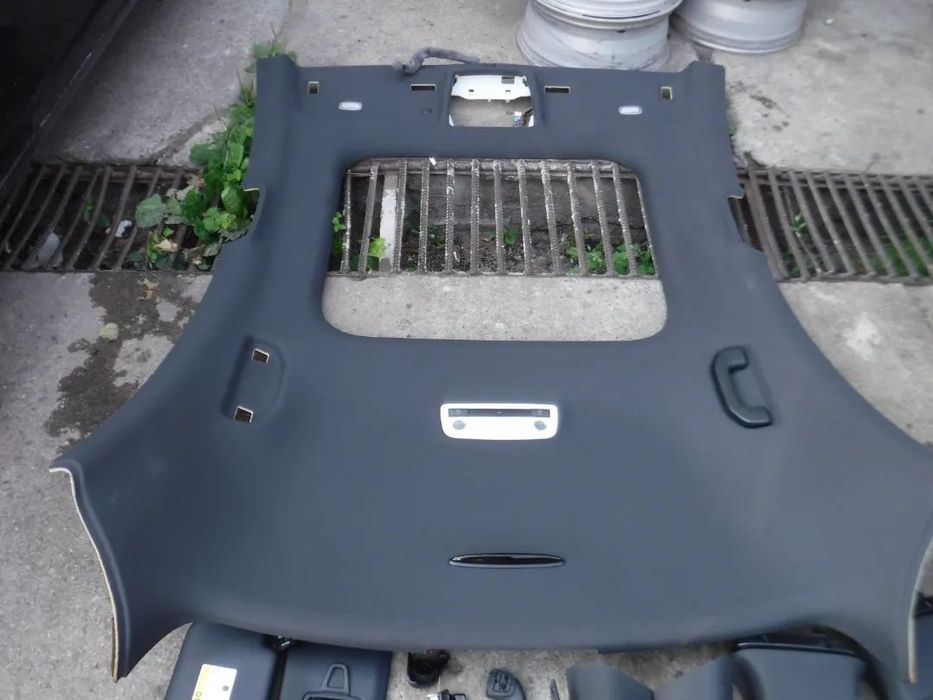 Mercedes CLA W117 podsufitka czarna panorama kpl maskownice slupki