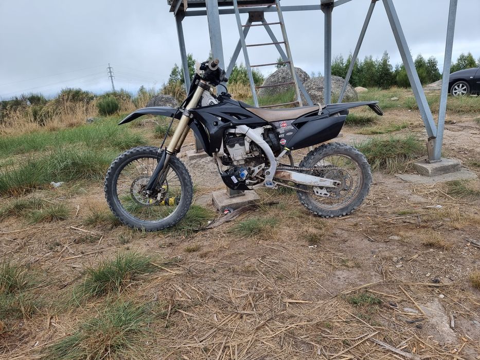 Yy 250 f enduro matriculada vendo ou  troco