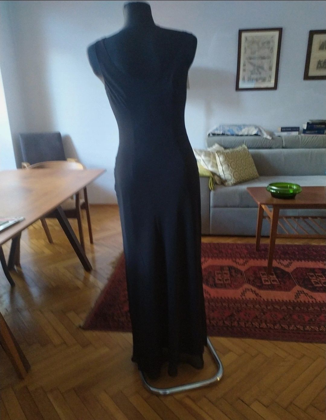 Wallis nowa długa czarna sukienka elegancka bal wesele. Rozmiar M -L.