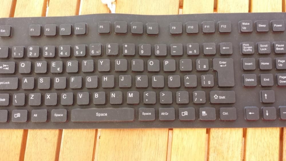 Teclado AirTouch flexível com ligação USB