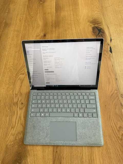 Microsoft Surface Laptop 1769 (i5/4GB/120GB/Win10Pro)